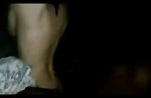 XXX Disegna sdraiati video gratis mature hard sulla schiena e stimola i fagioli