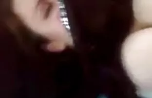 XXX Julia è pronta per la musica film porno di mamme mature per soddisfare tutti i capricci del maestro